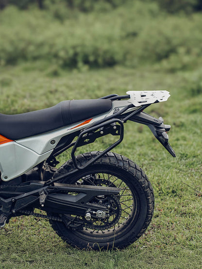 LEGUNDARY CUSTOM KTM ADV 390 2025 Model Casus Saddle Stay