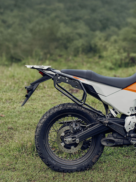 LEGUNDARY CUSTOM KTM ADV 390 2025 Model Casus Saddle Stay